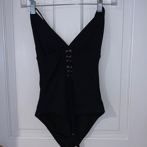Black One piece‎ bikini